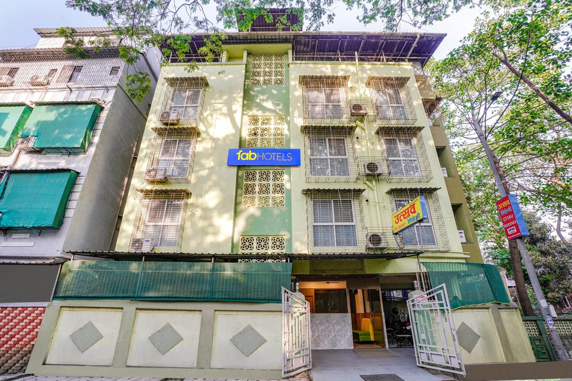 מלון Jāmb Fabexpress Utsav Residency - Nr Panvel מראה חיצוני תמונה